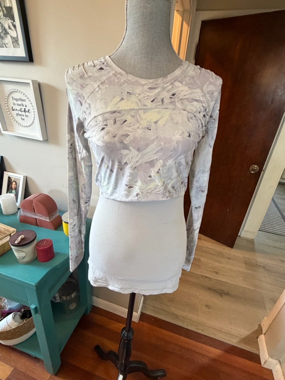 lululemon athletica Light Gray Marble-Print Long Sleeve Crew